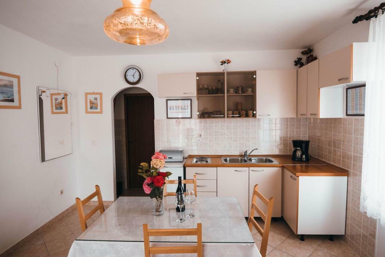 Apartmani Tamaris Vodice Eksteriør billede