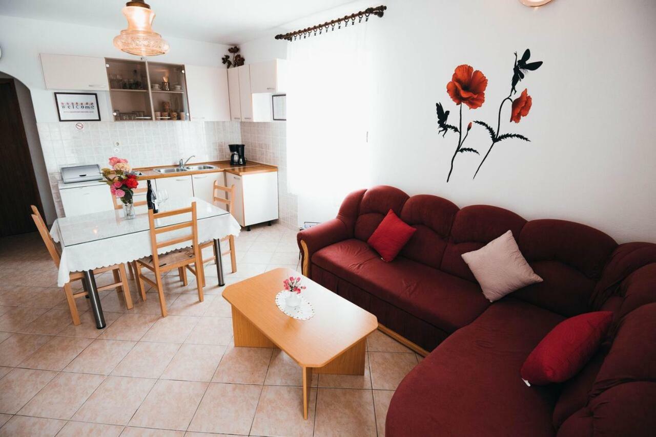 Apartmani Tamaris Vodice Eksteriør billede