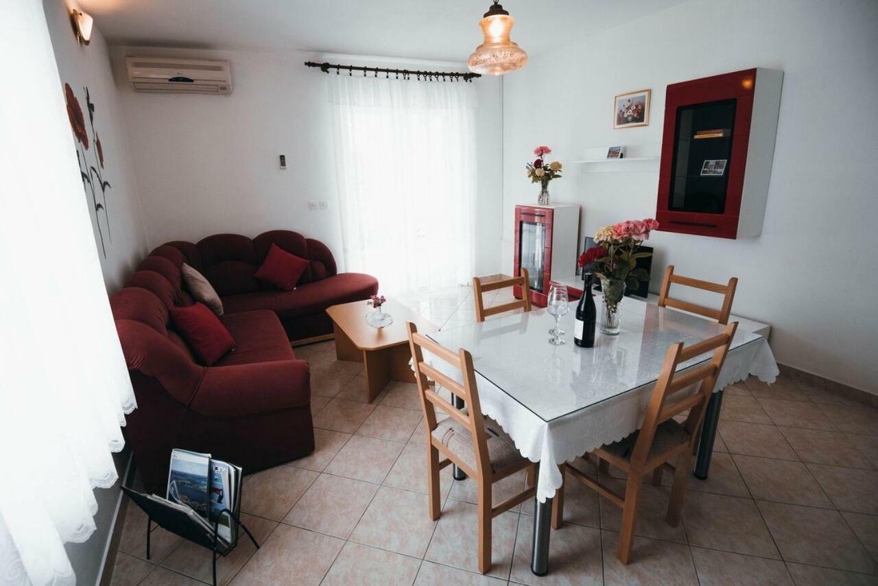 Apartmani Tamaris Vodice Eksteriør billede