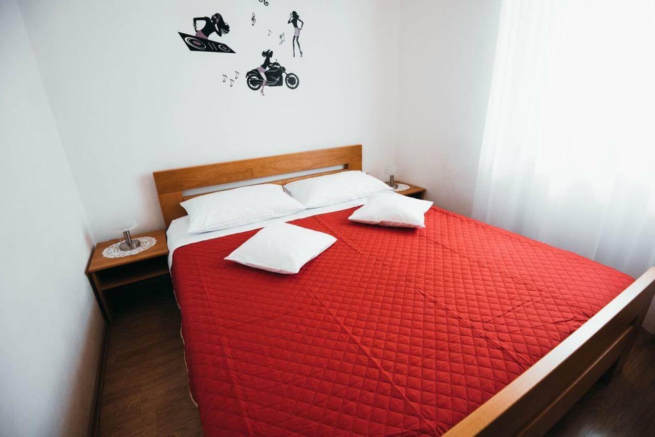 Apartmani Tamaris Vodice Eksteriør billede