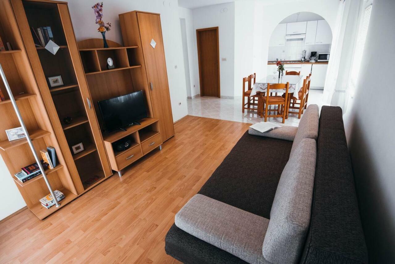 Apartmani Tamaris Vodice Eksteriør billede