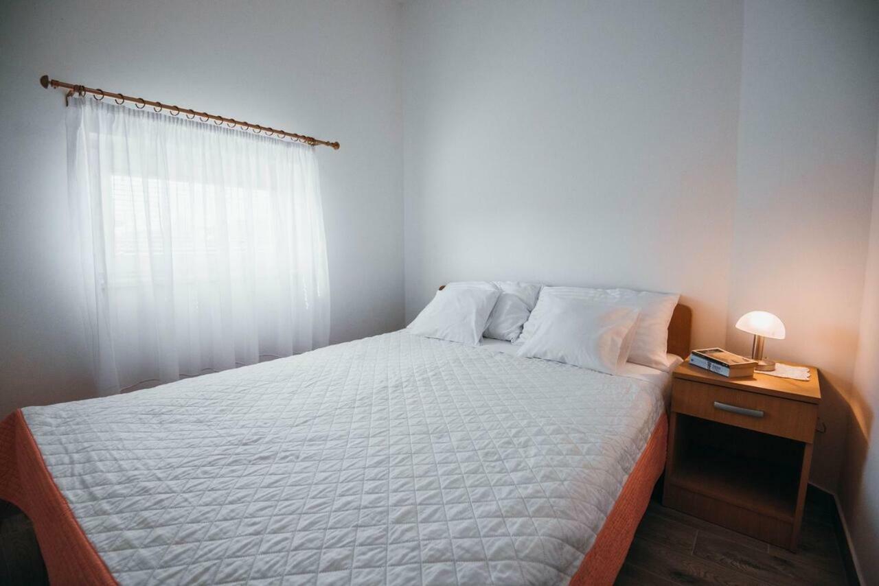 Apartmani Tamaris Vodice Eksteriør billede