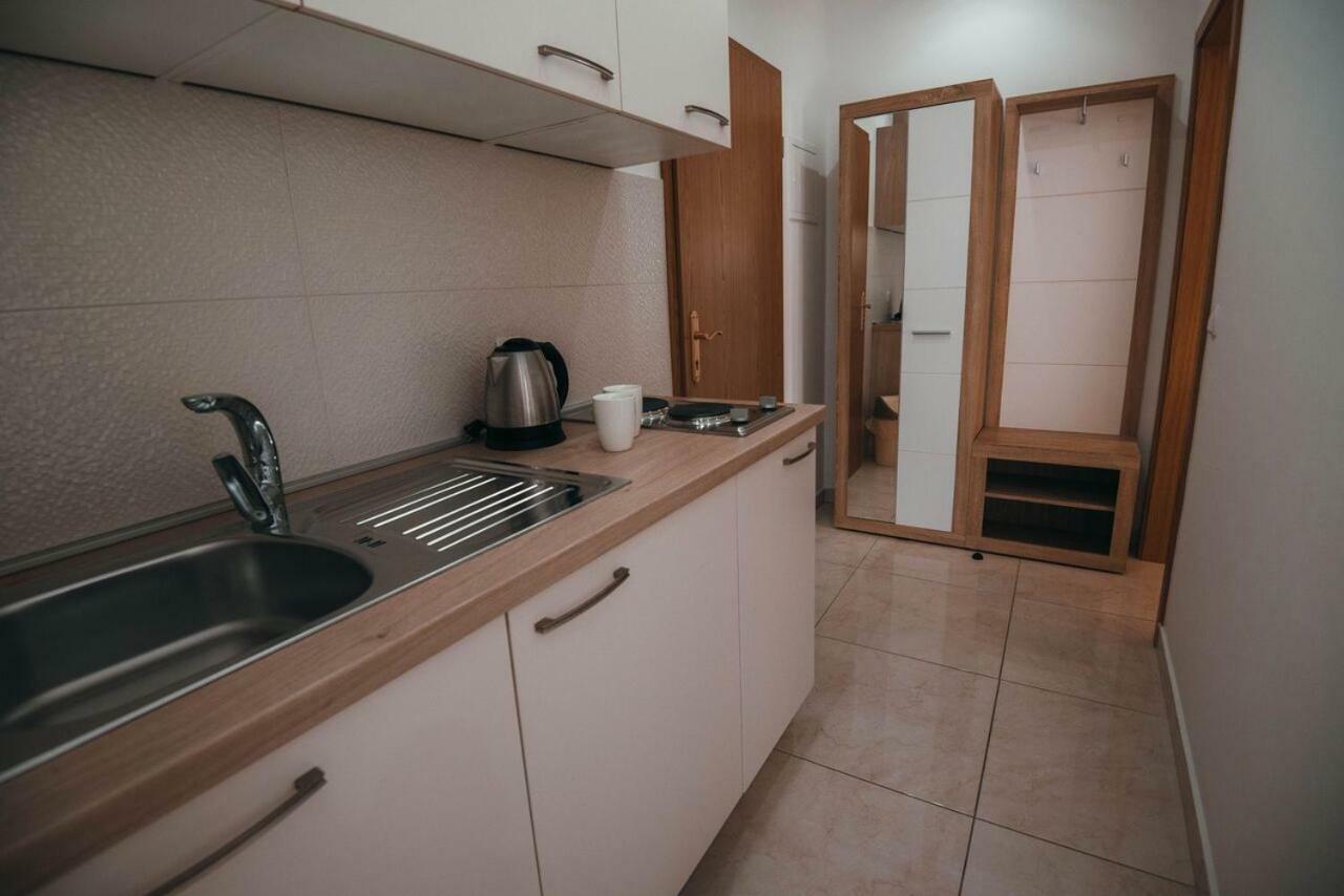 Apartmani Tamaris Vodice Eksteriør billede