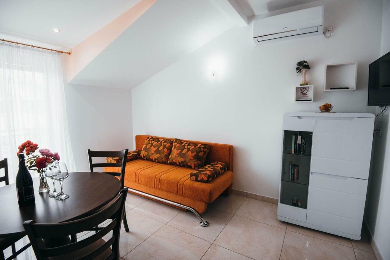 Apartmani Tamaris Vodice Eksteriør billede